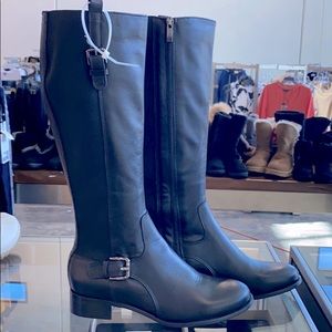 La Canadienne
Women's Waterproof Boots Tag $549